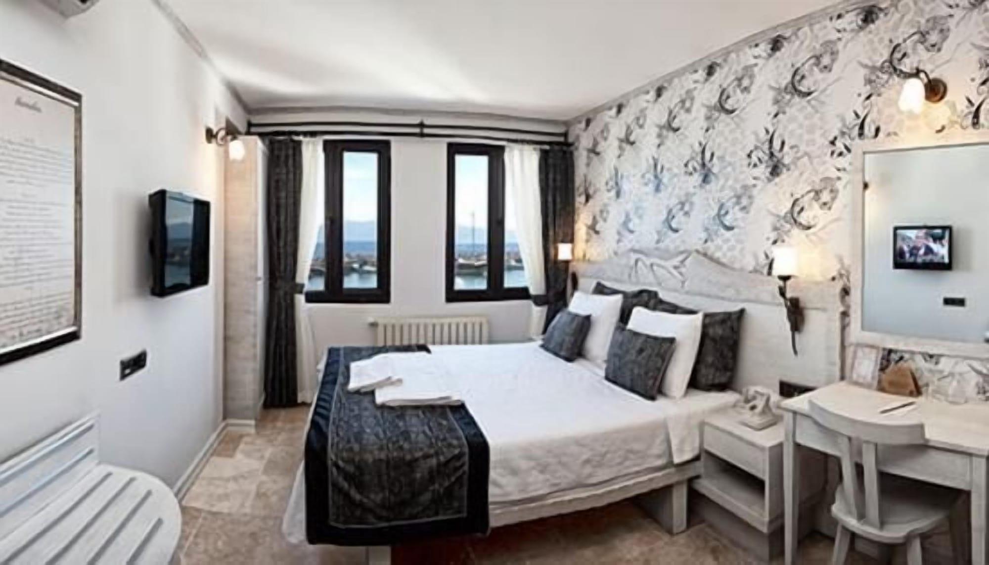 Assos Behram Special Class Hotel Adults Only Zewnętrze zdjęcie
