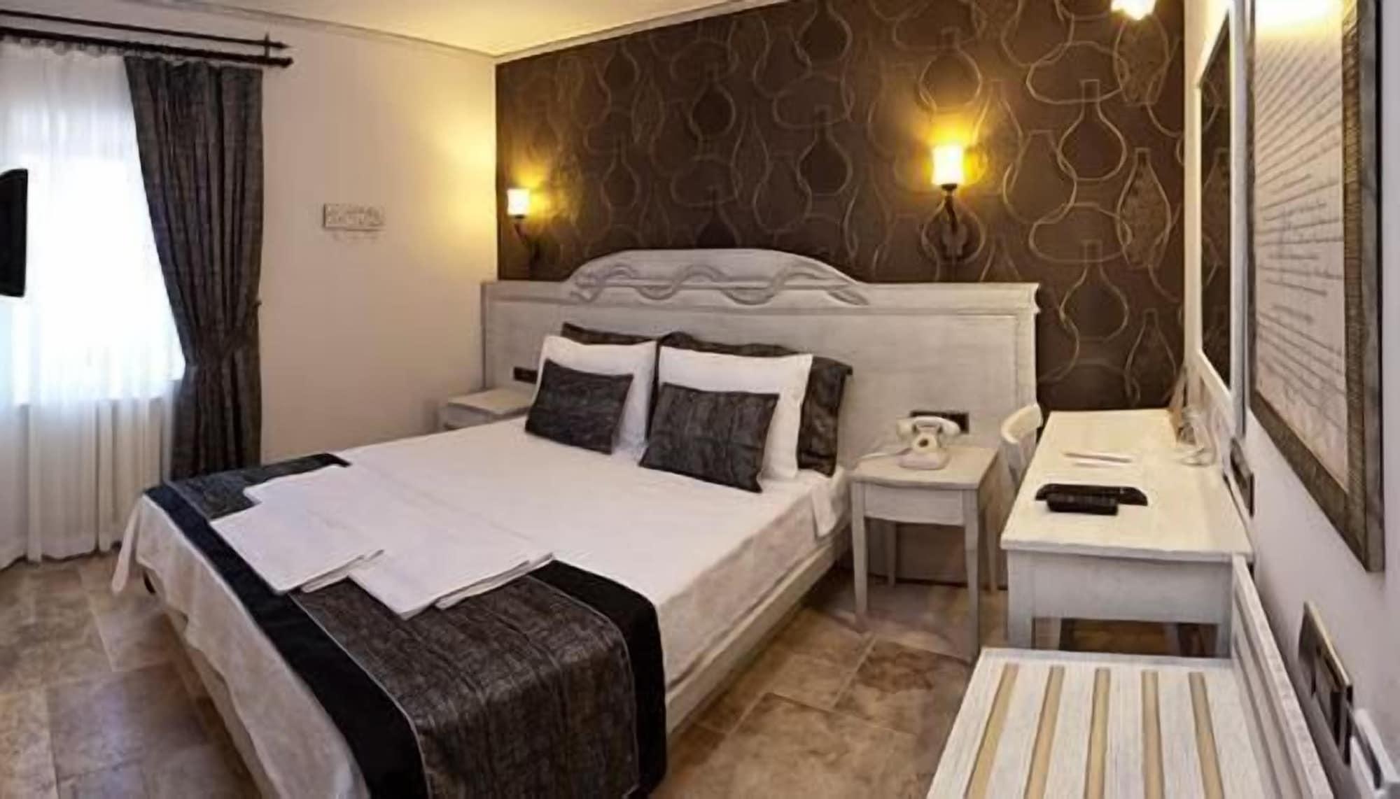 Assos Behram Special Class Hotel Adults Only Zewnętrze zdjęcie
